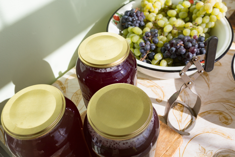 Canning grapes can preserve much of nutrition