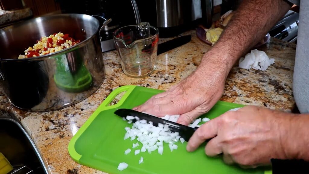 Dicing the rest of veggies mixture