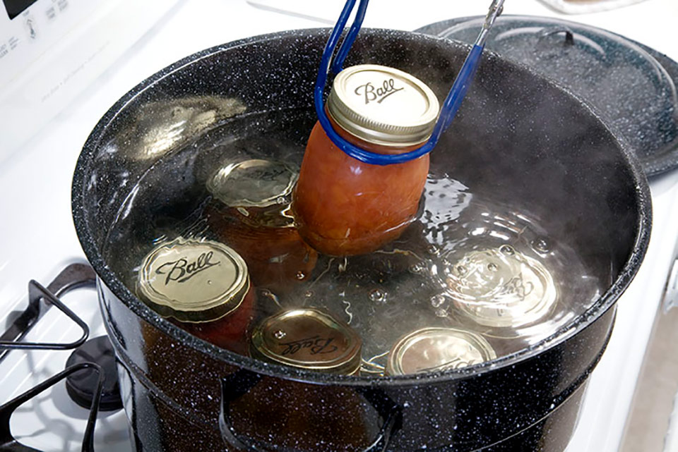 Food-in-jars must be fully submerged in boiling water