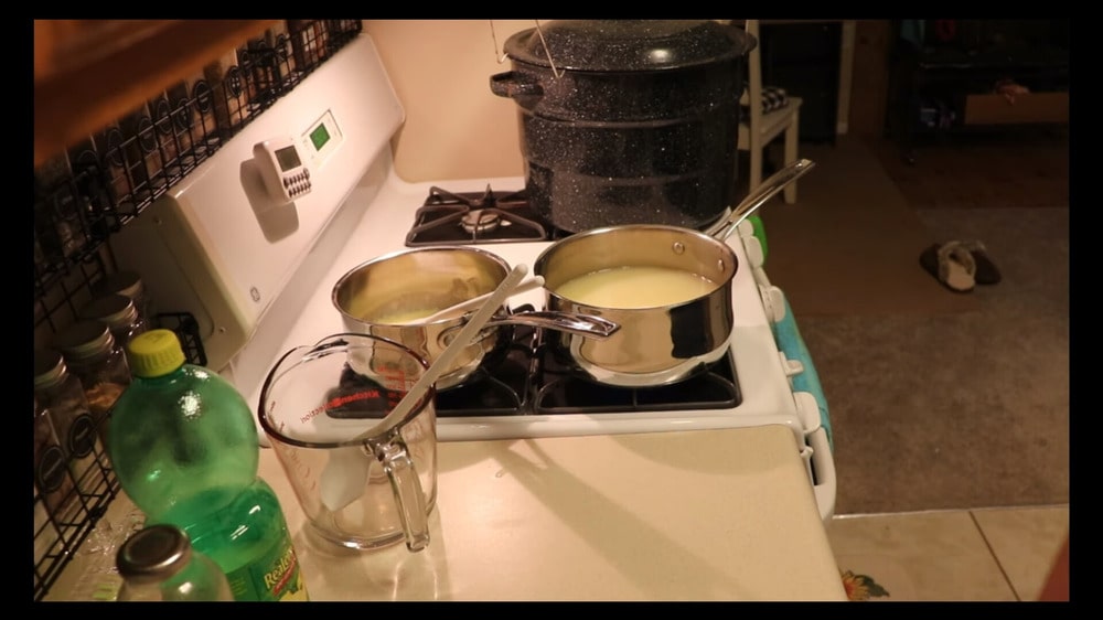 Turn up the heat, add that sugar and slowly simmering your lemonade mixture