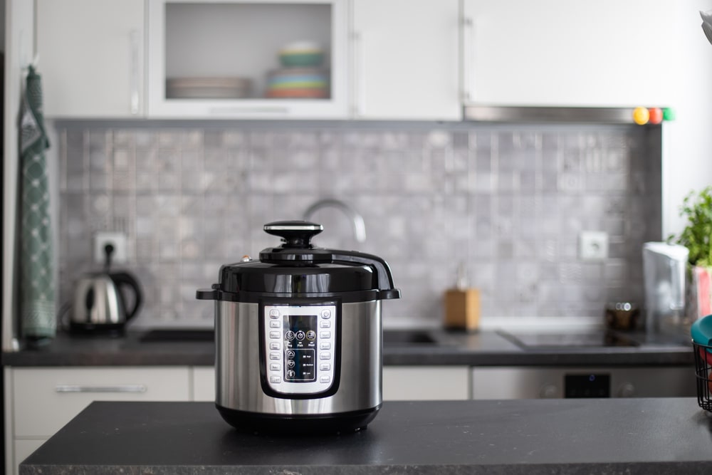 pressure canner vs pressure cooker pressure cooker helps you make tasty,simple and fast meals
