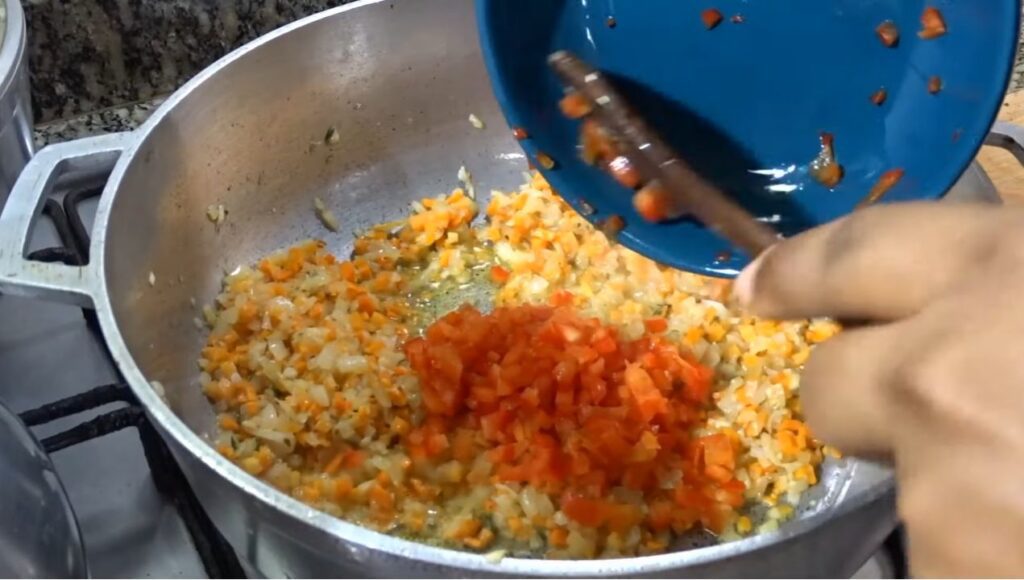 frijoles blancos recipe add the mixture of nicely chopped carrots and red paprika